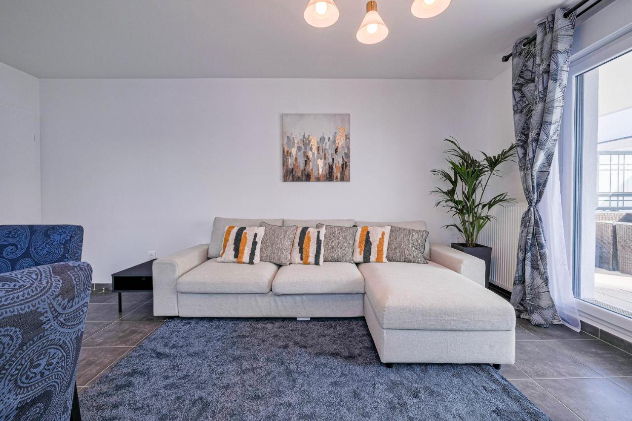 Eden Park - Appartement Terrasse Шеси Екстериор снимка