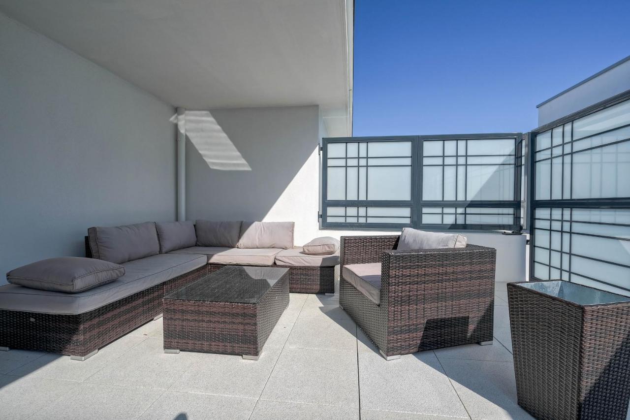Eden Park - Appartement Terrasse Шеси Екстериор снимка