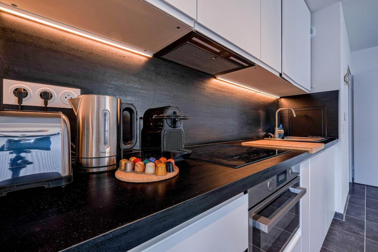 Eden Park - Appartement Terrasse Шеси Екстериор снимка